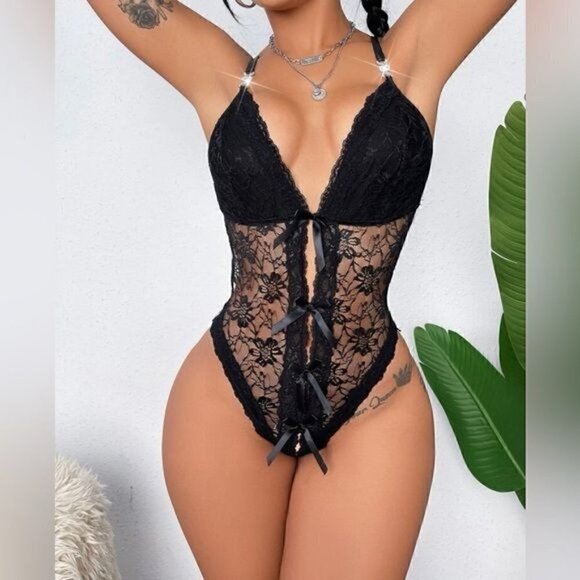 Sexy Sheer Bodysuit - Picture 1 of 6